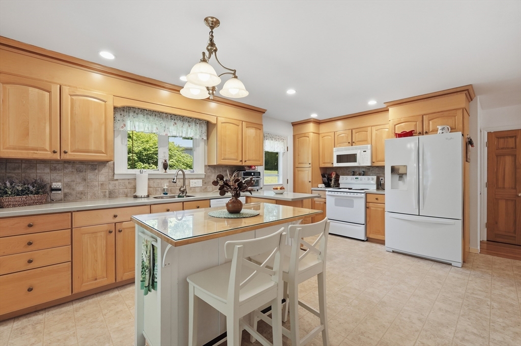 20 Clover Drive
