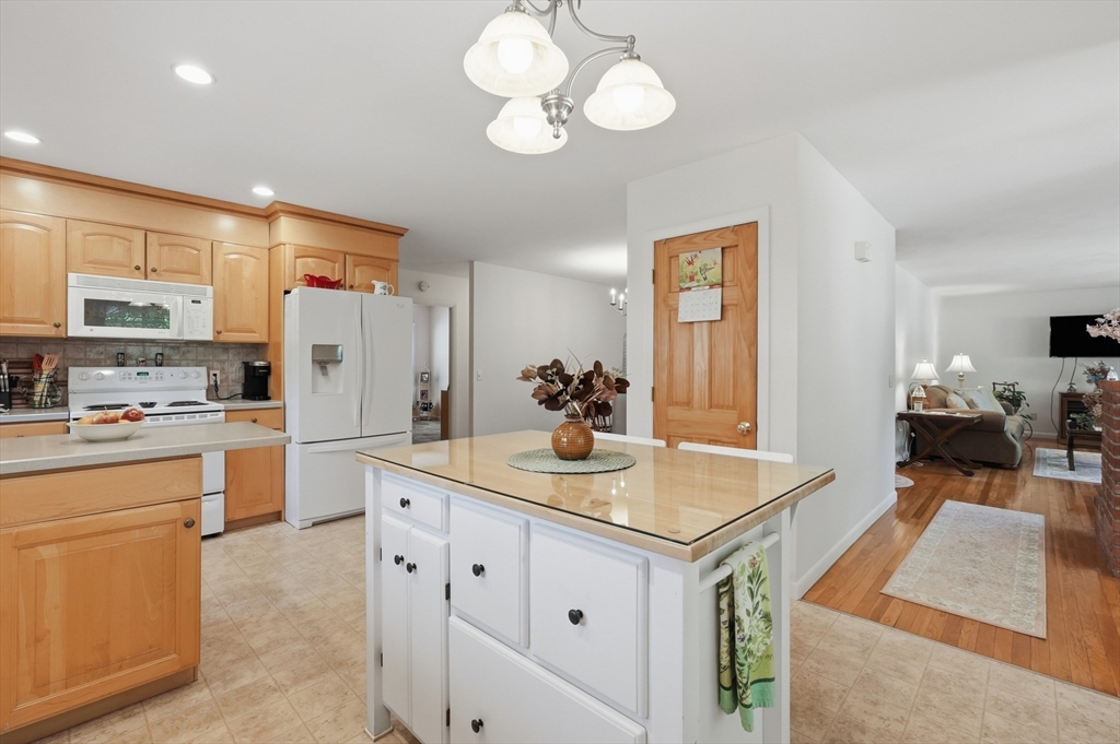 20 Clover Drive