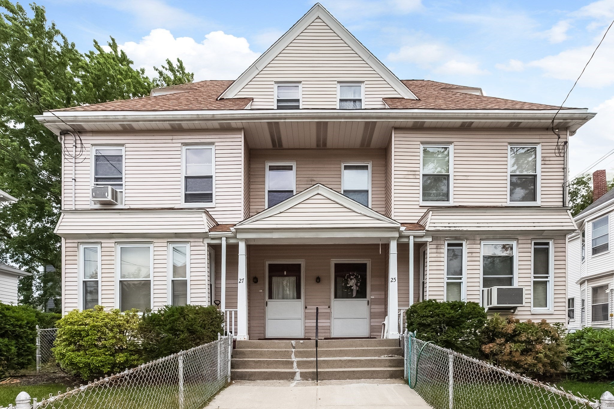 Photo of 25 Parsons ST, Boston, MA