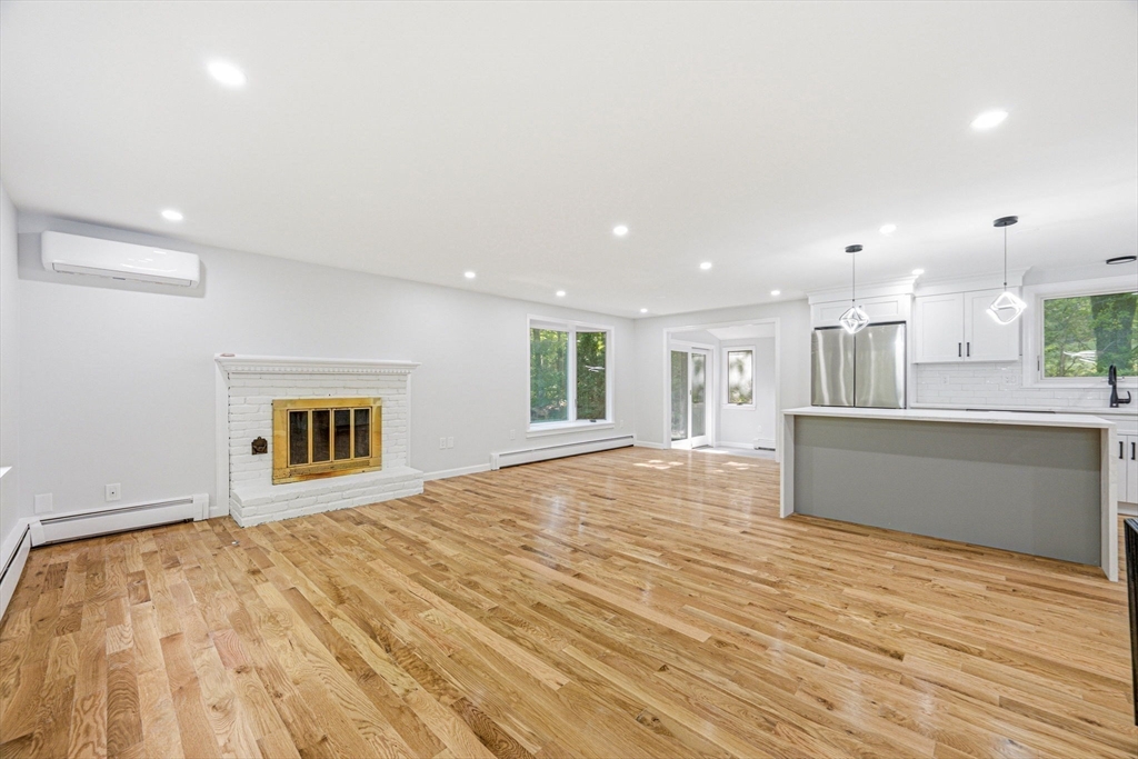 7 Hillcrest Dr, Acton, MA Photo #12