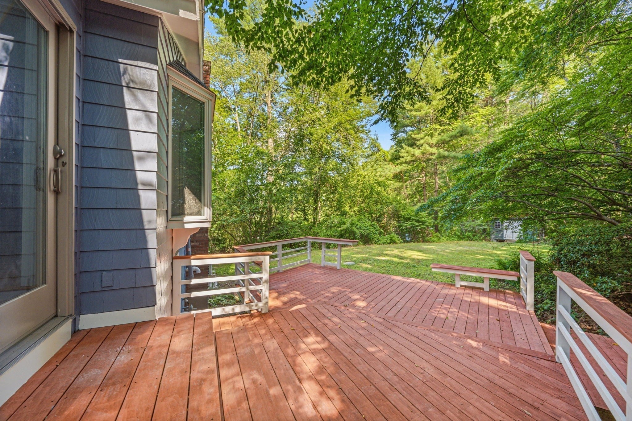7 Hillcrest Dr