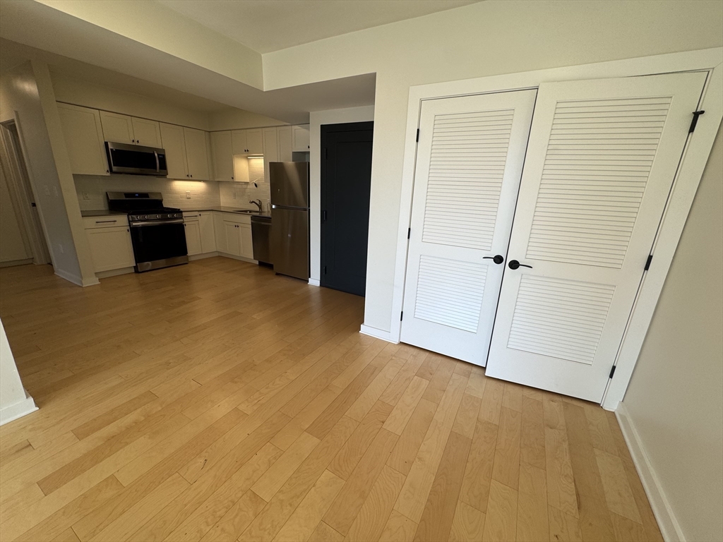 1301 Blue Hill Ave 401