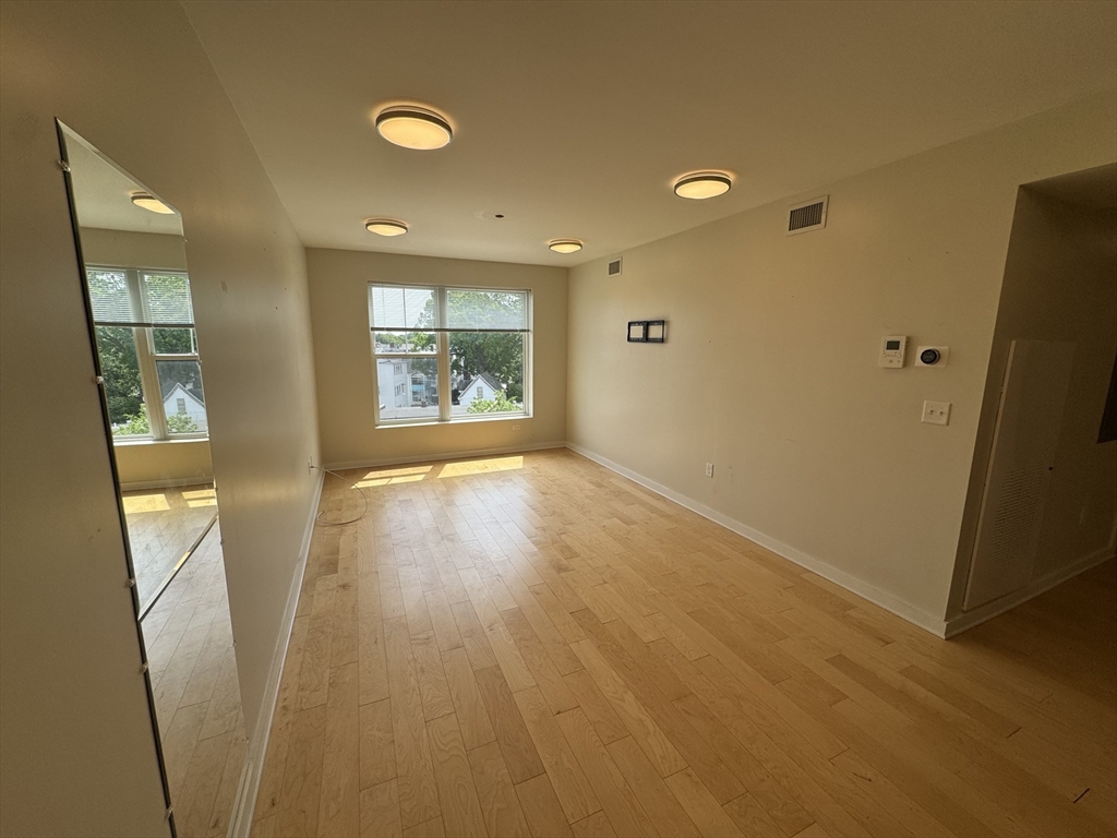 1301 Blue Hill Ave 401