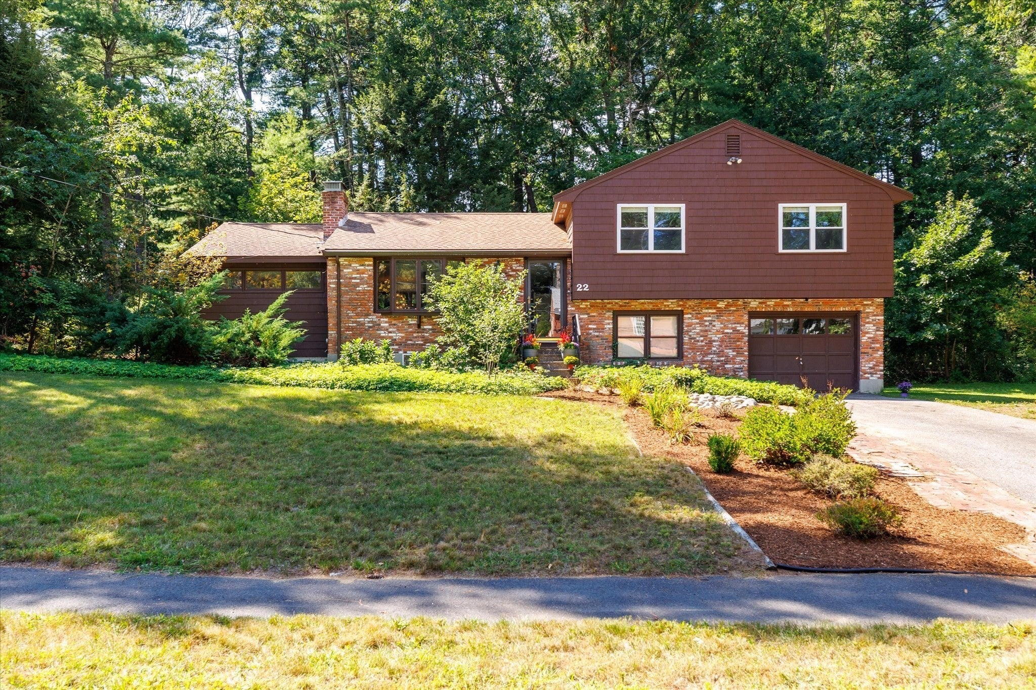 22 Hillview Rd