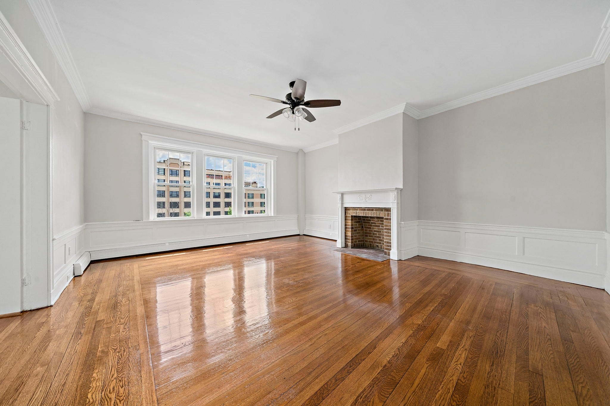 1653 Commonwealth Ave 5