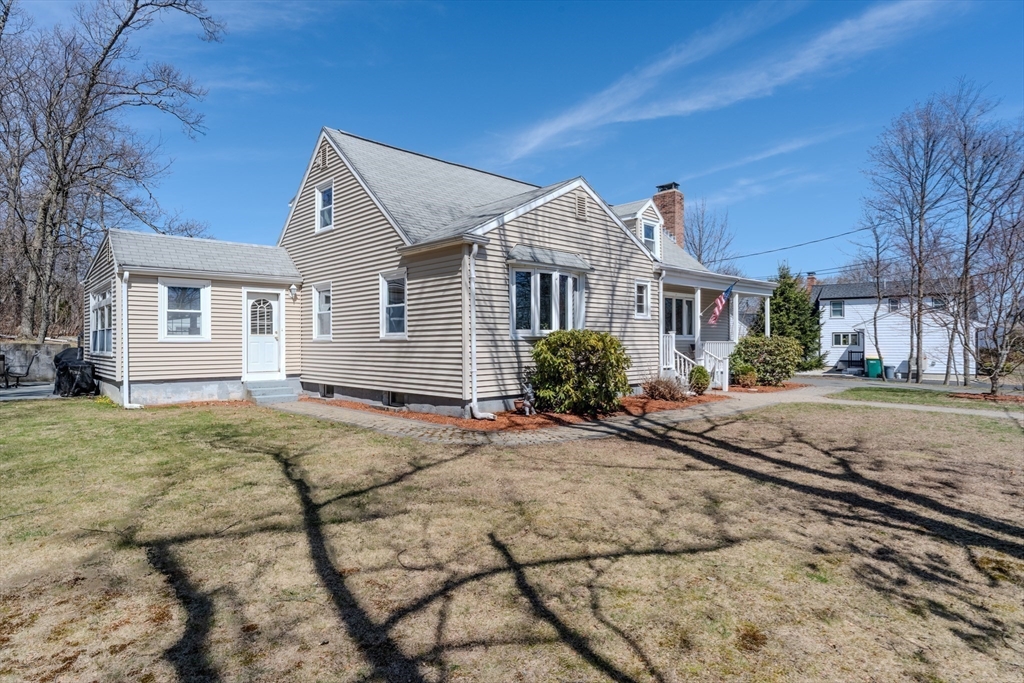 8 Milan Ave