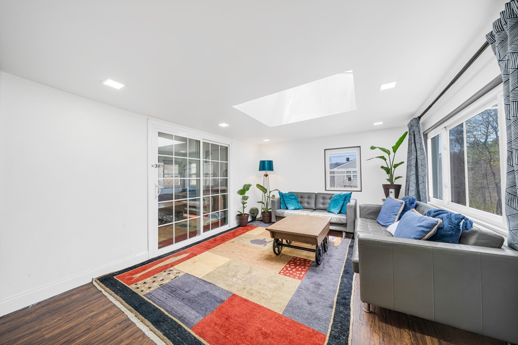 36 Whittier Rd