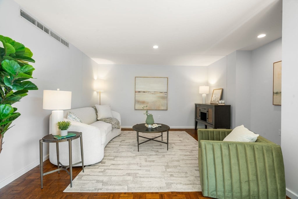 130 Mount Auburn St #406, Cambridge, MA, 130 Mount Auburn St #406, Cambridge, MA Photo #6
