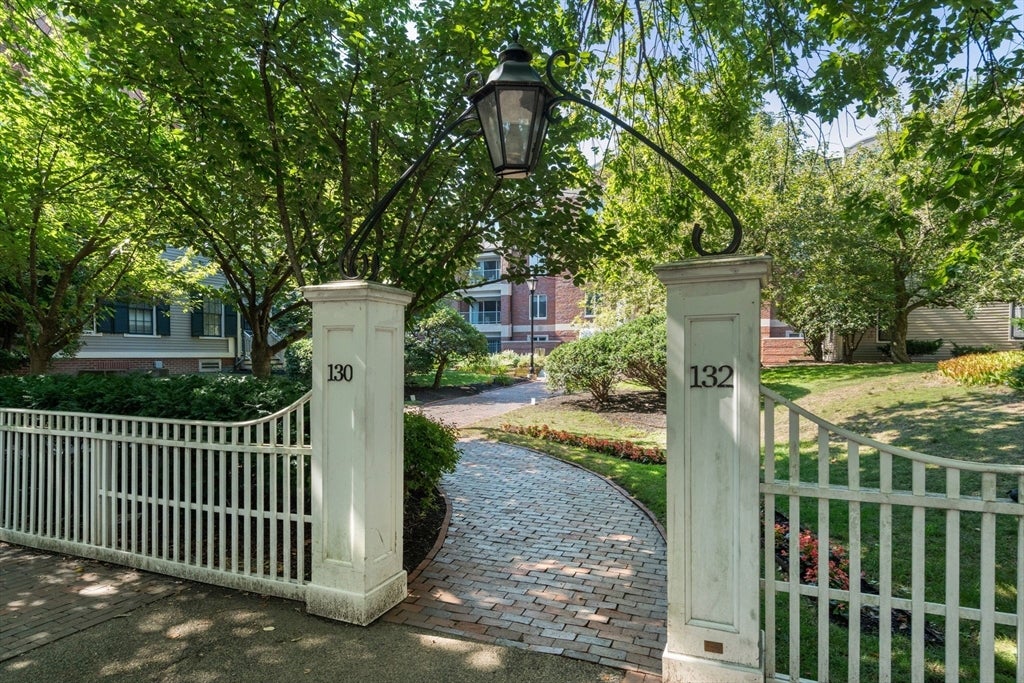 130 Mount Auburn St #406, Cambridge, MA, 130 Mount Auburn St #406, Cambridge, MA Photo #3