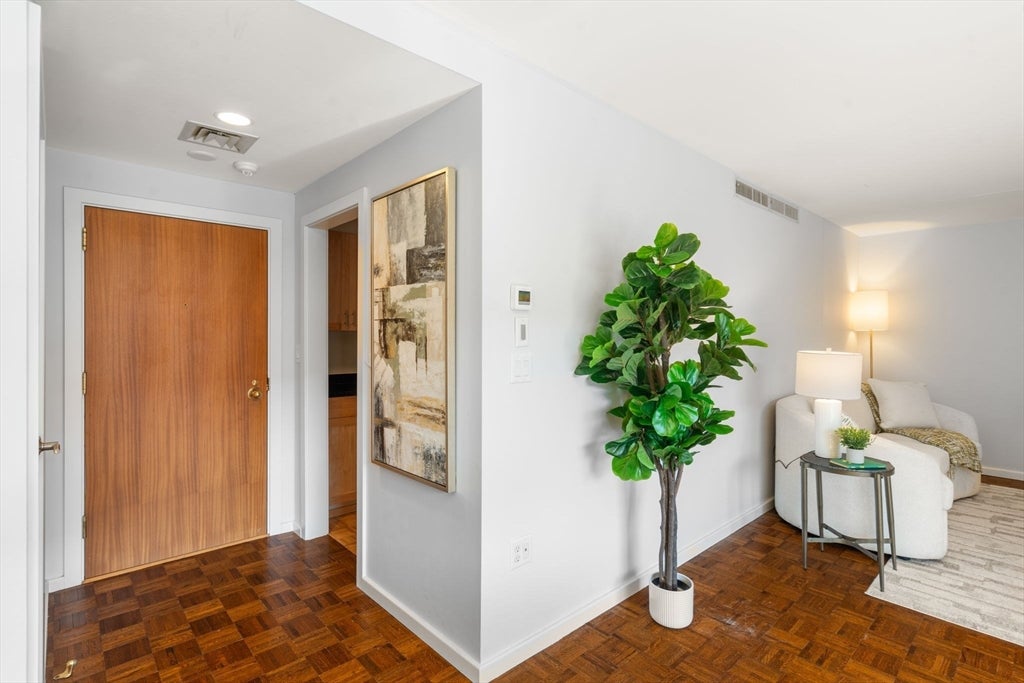 130 Mount Auburn St #406, Cambridge, MA, 130 Mount Auburn St #406, Cambridge, MA Photo #19