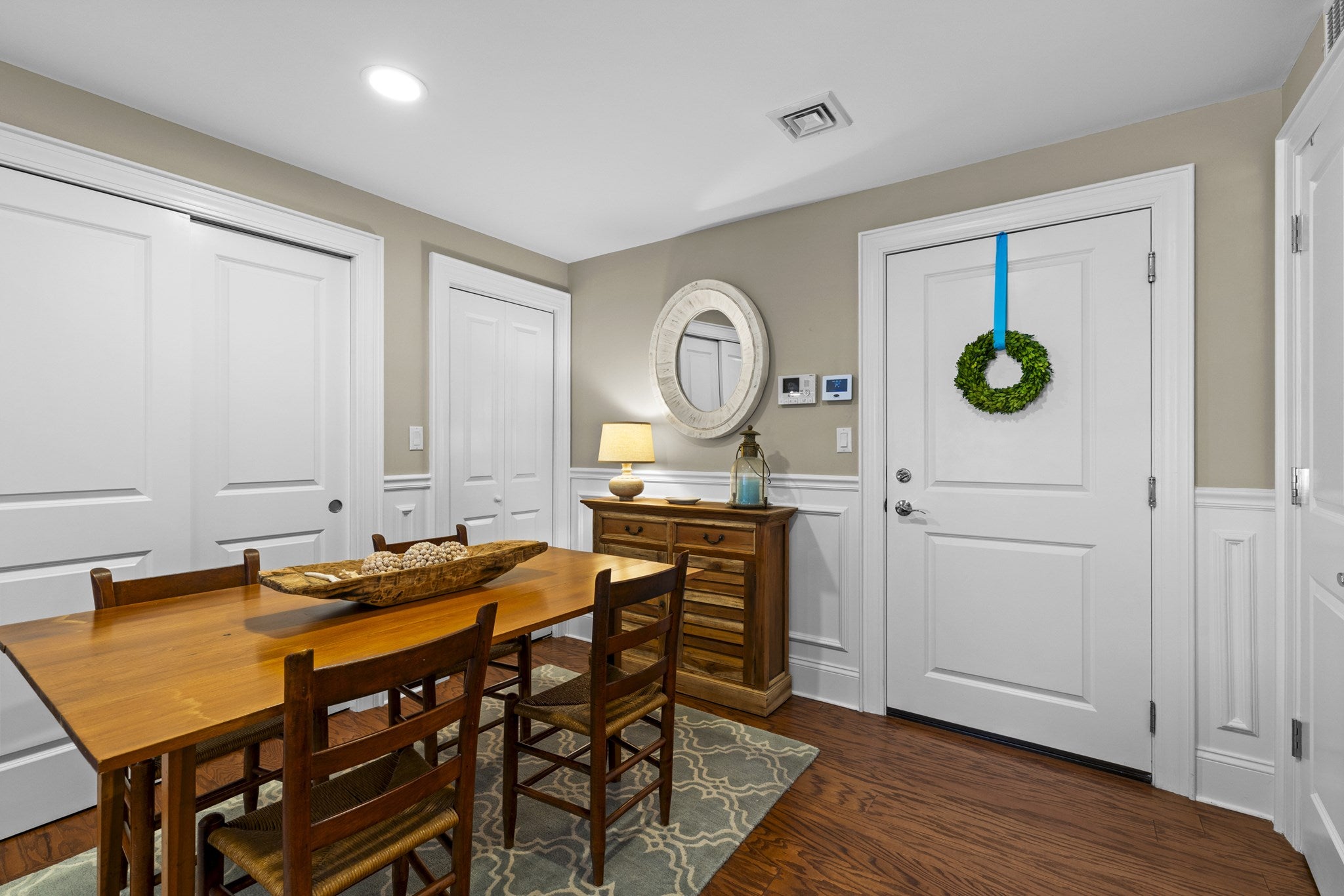 616 E Fourth Street 303