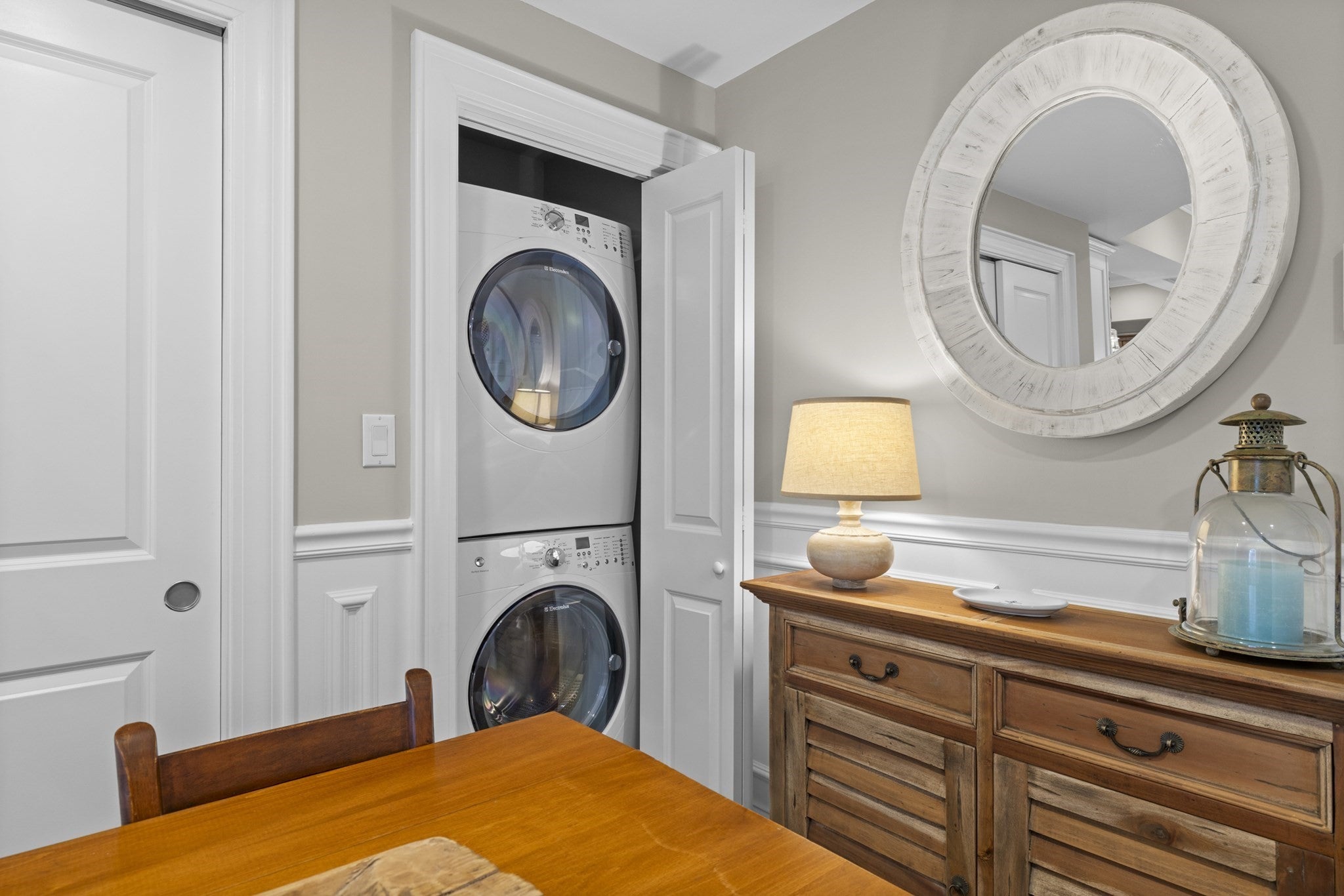 616 E Fourth Street 303