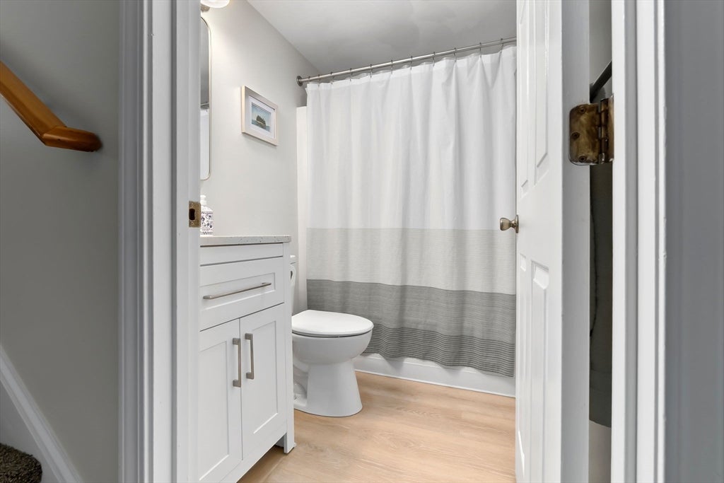 4 Duck Pond Rd #206, Beverly, MA Photo #20