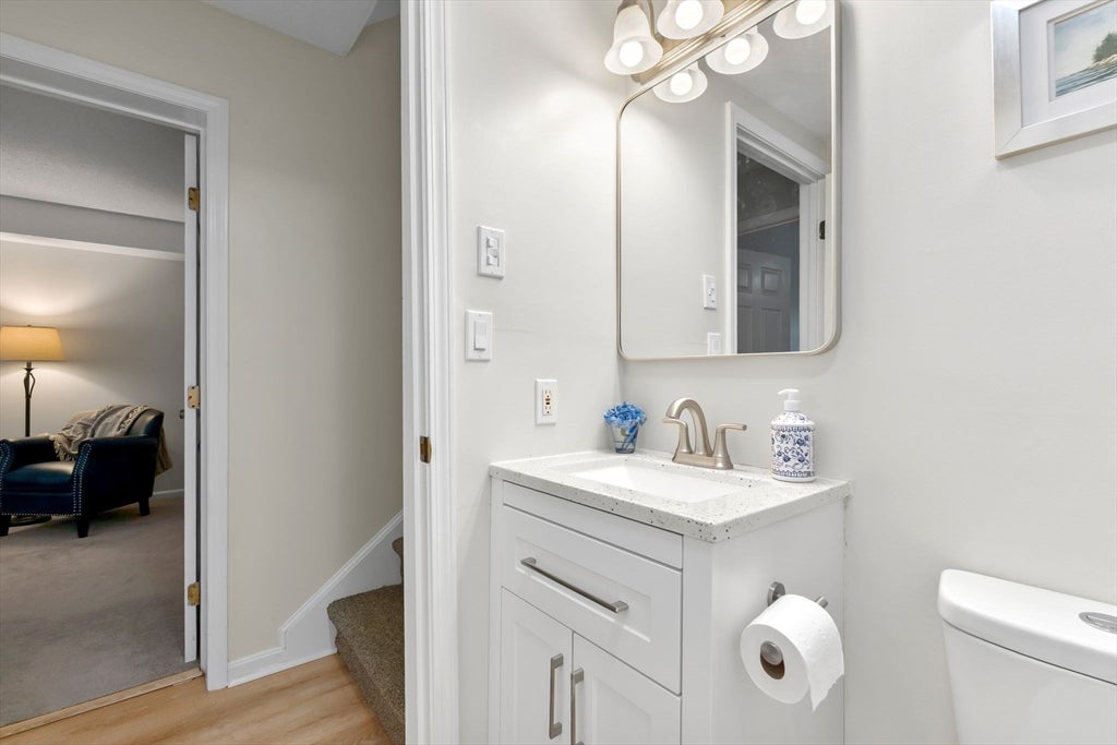 4 Duck Pond Rd #206, Beverly, MA Photo #19