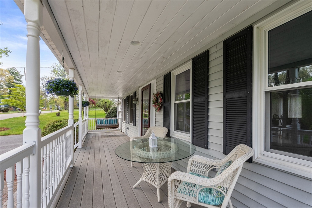 4 Fuller Pl