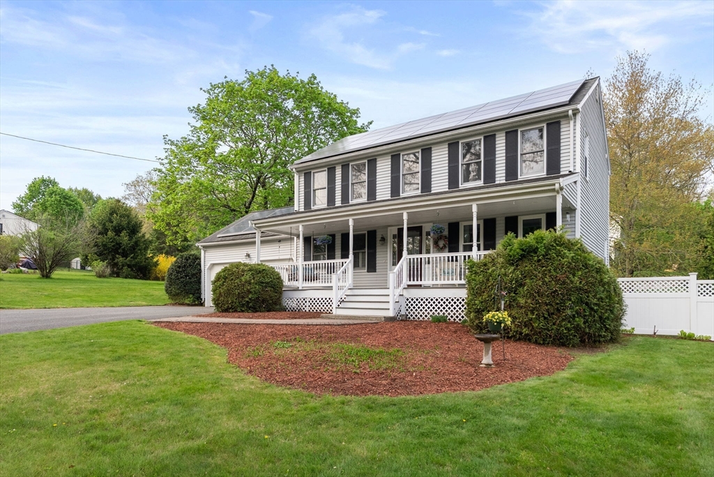 4 Fuller Pl