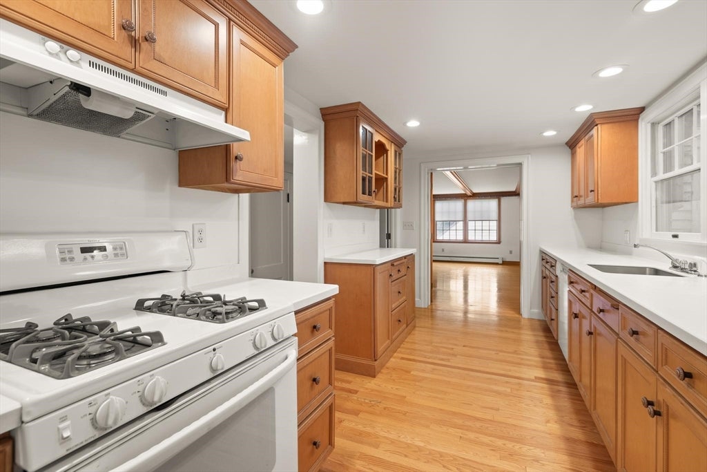 173 Vine Rock St, Dedham, MA Photo #11