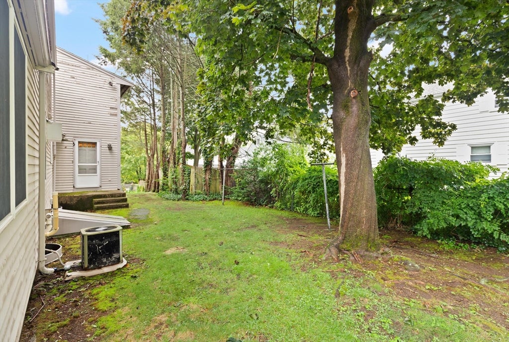 173 Vine Rock St, Dedham, MA Photo #31