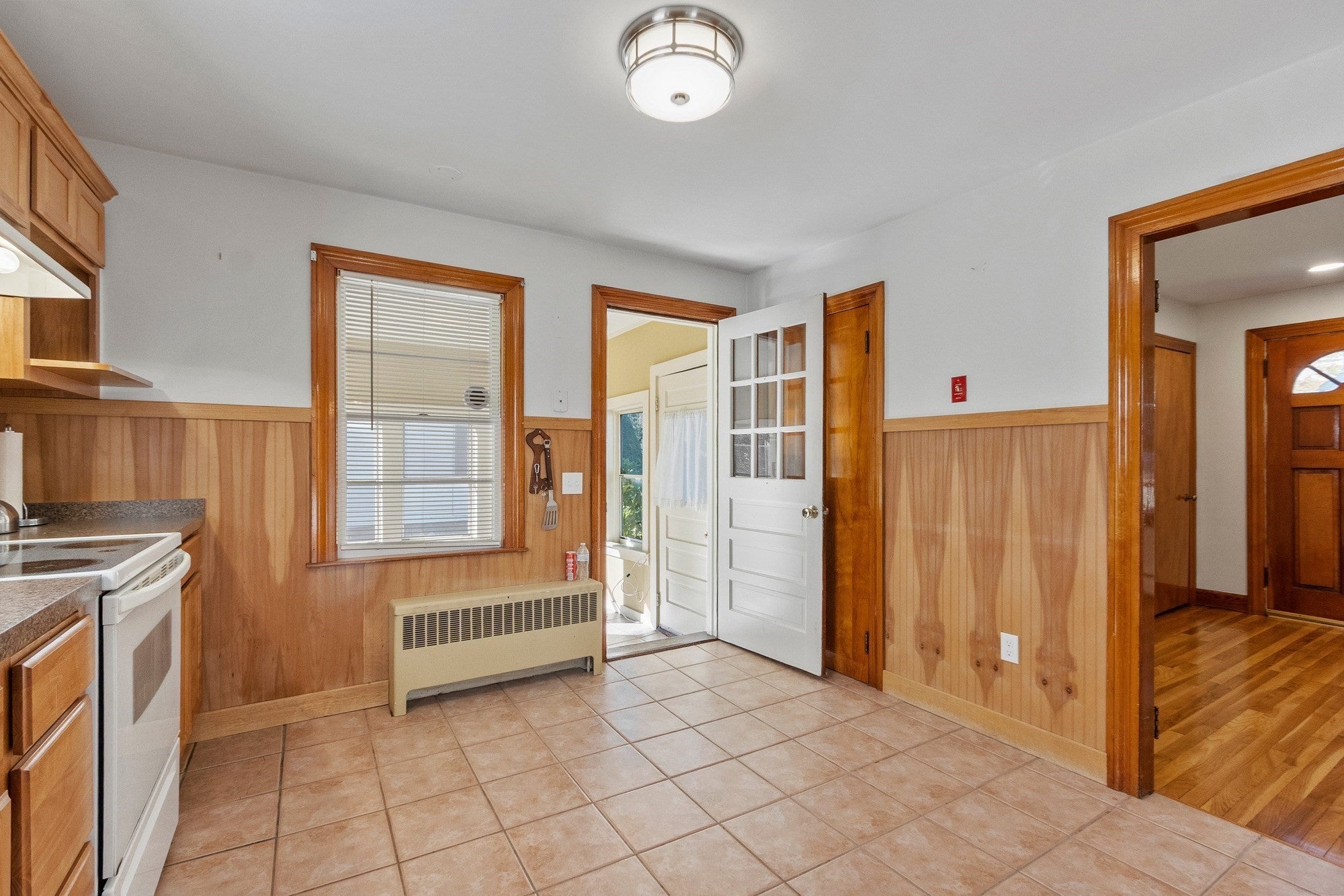 29 Elizabeth St, Gardner, MA, 29 Elizabeth St, Gardner, MA Photo #7