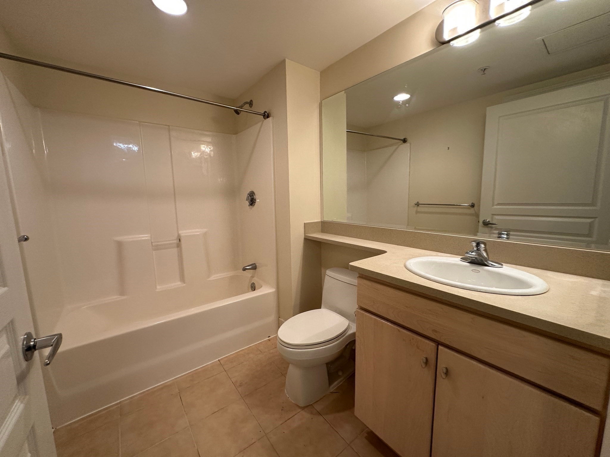 5 Repton Circle #5106, Watertown, MA, 5 Repton Circle #5106, Watertown, MA Photo #12