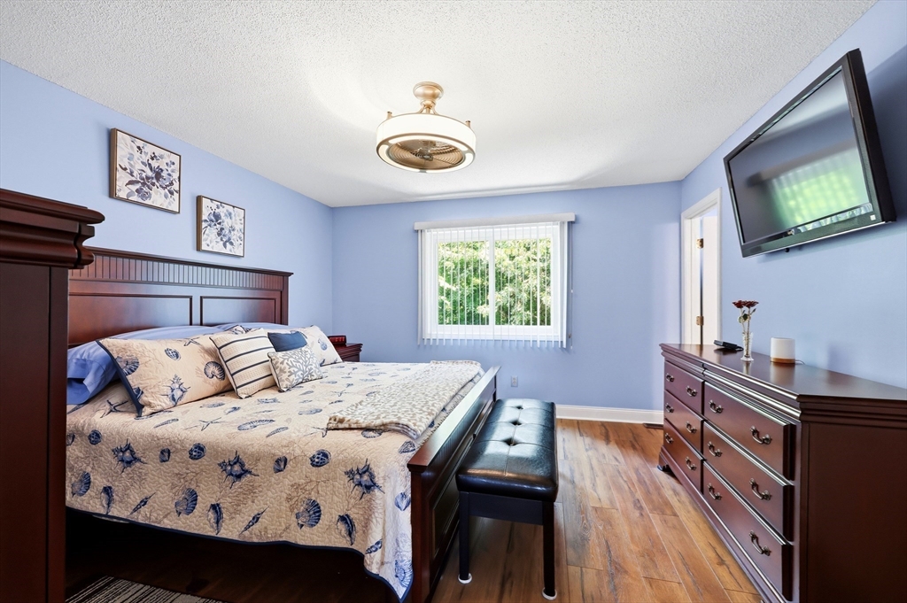 204 Brookfield Ln #204, Agawam, MA Photo #24