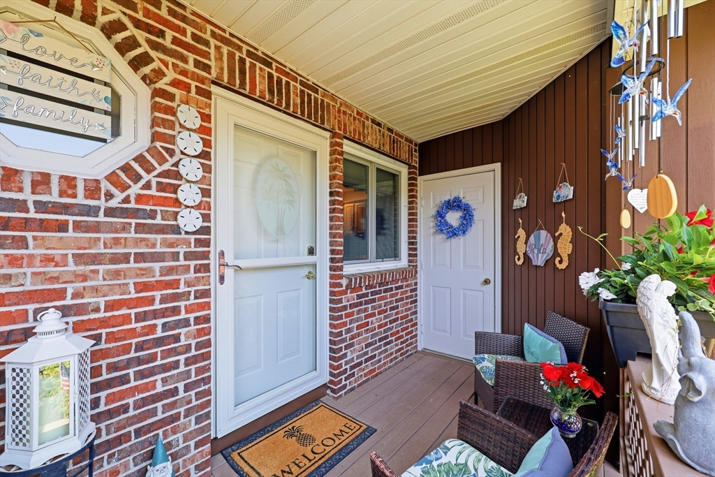 204 Brookfield Ln #204, Agawam, MA Photo #2