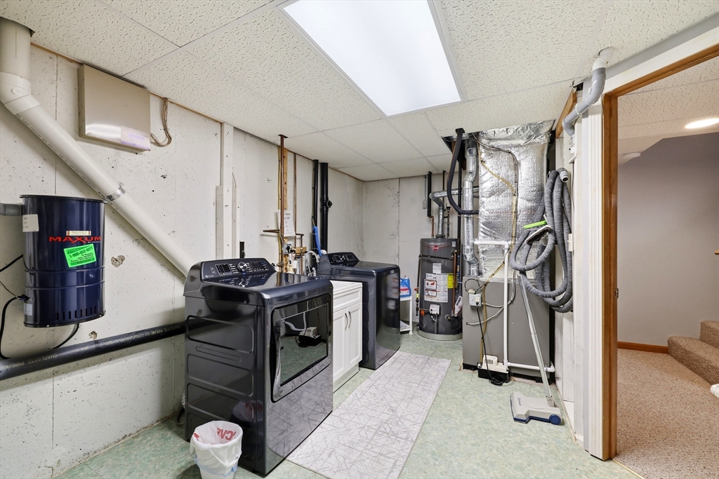 204 Brookfield Ln #204, Agawam, MA Photo #29