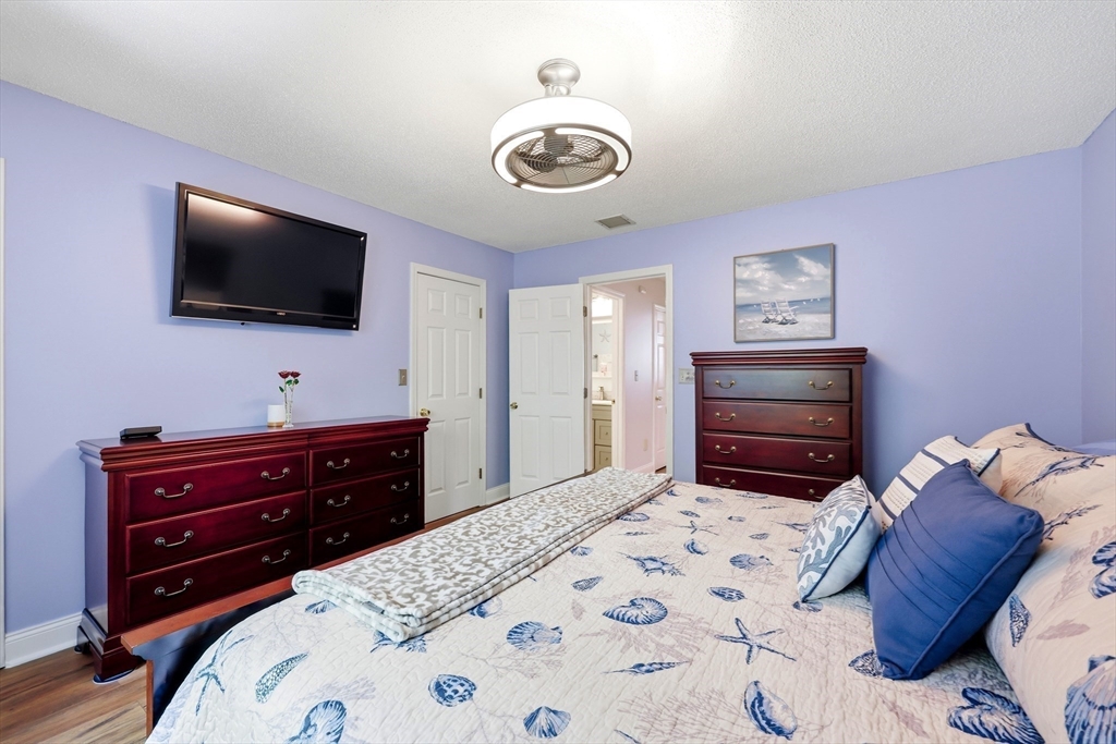 204 Brookfield Ln #204, Agawam, MA Photo #26