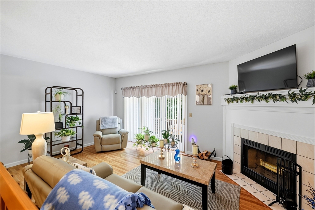 204 Brookfield Ln #204, Agawam, MA Photo #14