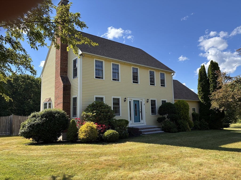 2 Carriage Way