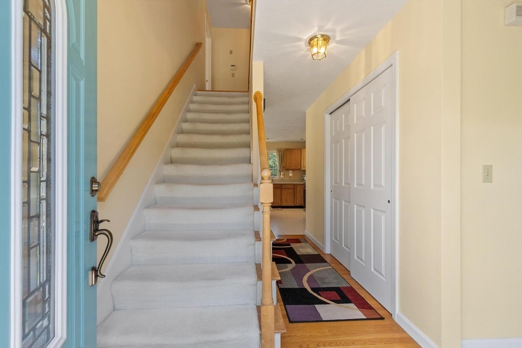 2 Carriage Way