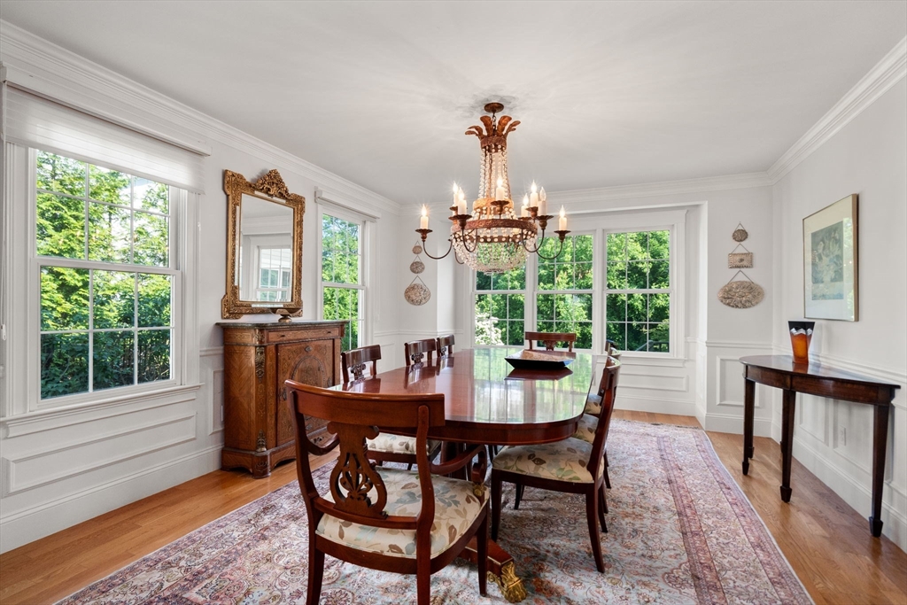 22 Edwardel Rd