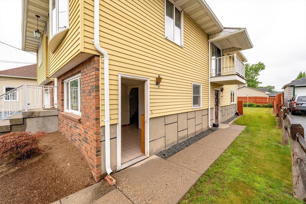 20 Cady St