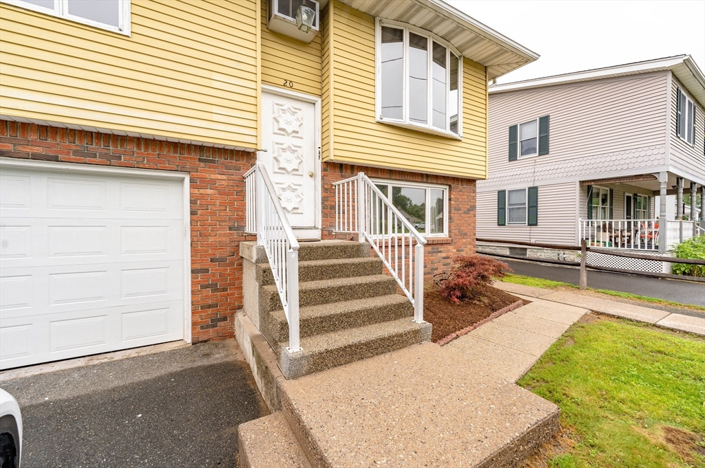 20 Cady St