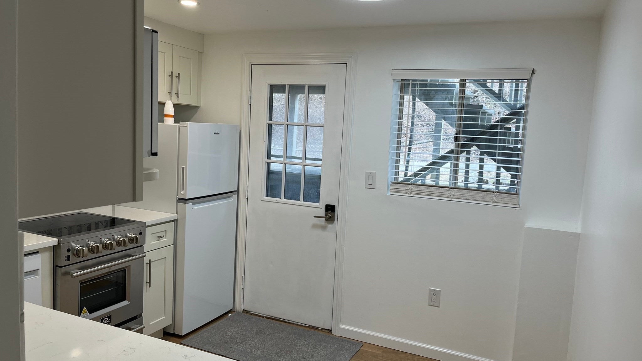 1169 Nantasket Ave 2, Hull MA 02045