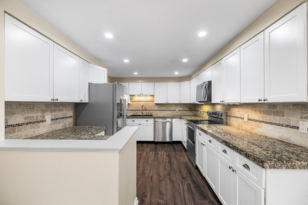 43 Lebeaux Dr 43