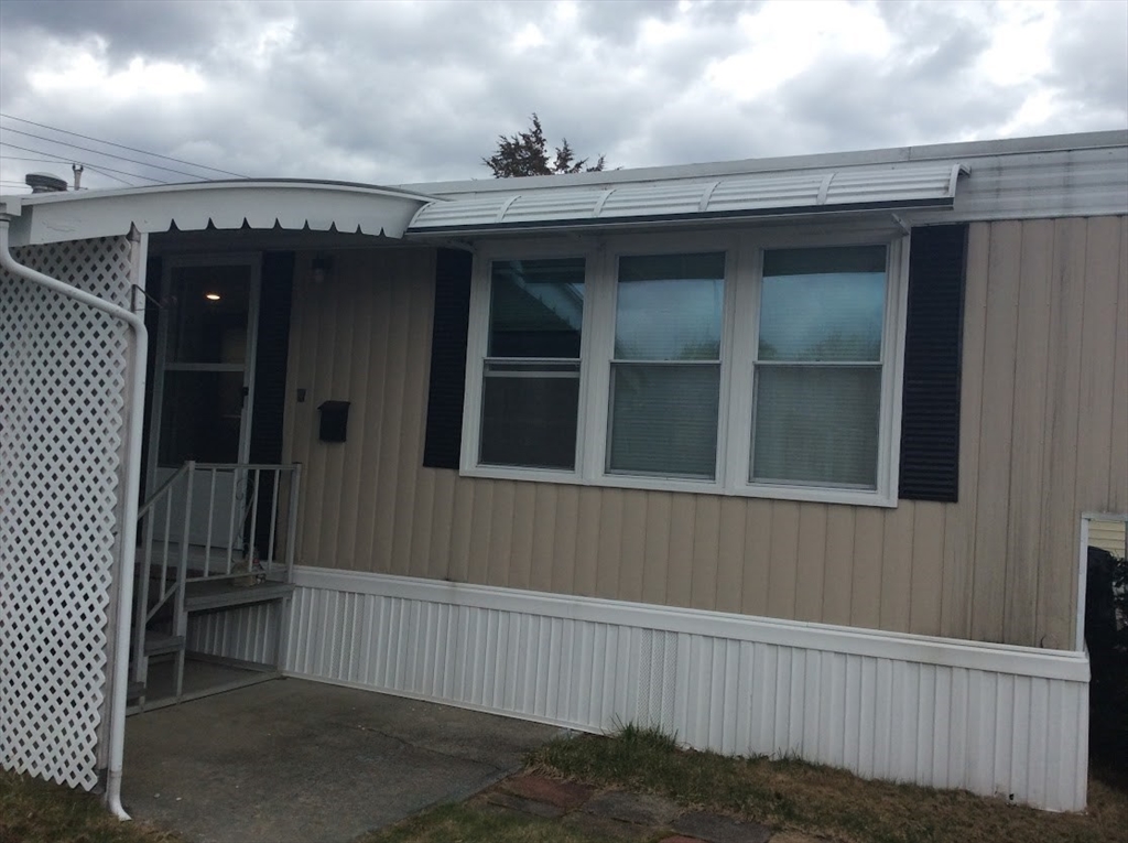 131 Washington St 32