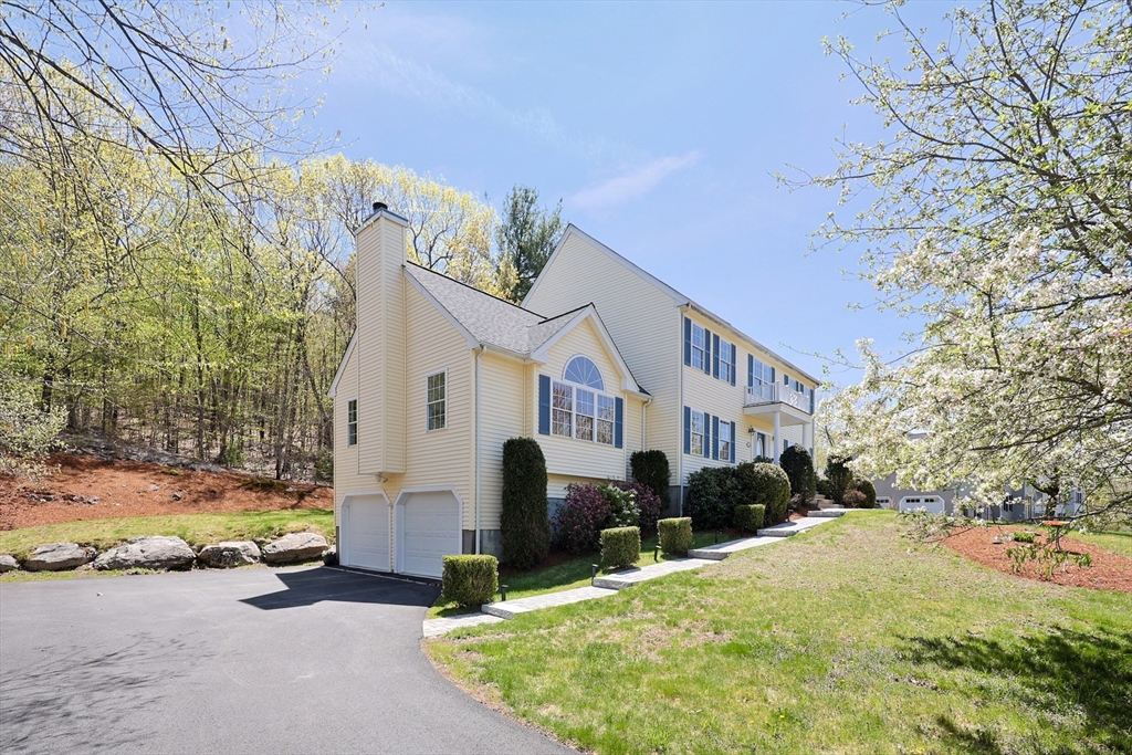 11 Falls Brook Rd
