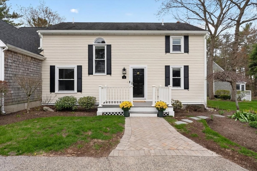 14 Cedarledge Village 14