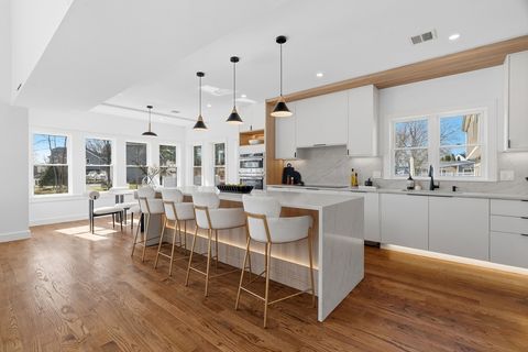 36 Charles Natick MA 01760