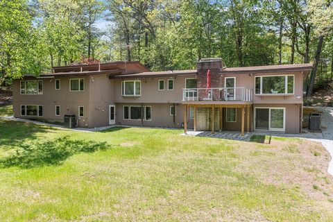 77 Temple Rd Concord MA 01742