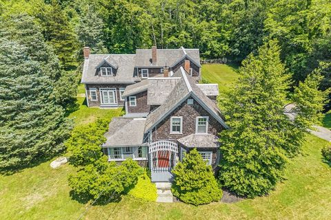 275 W Falmouth Hwy Falmouth MA 02540