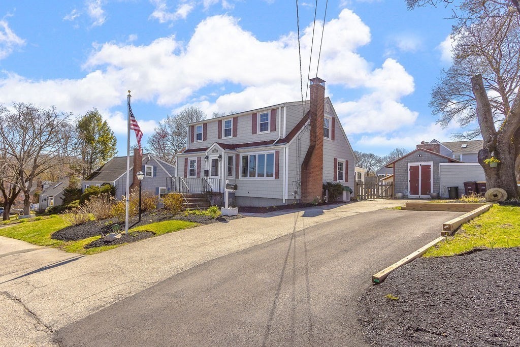 45 Doris Dr