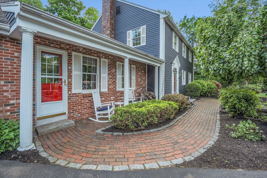 1 Garrison Heights Dr