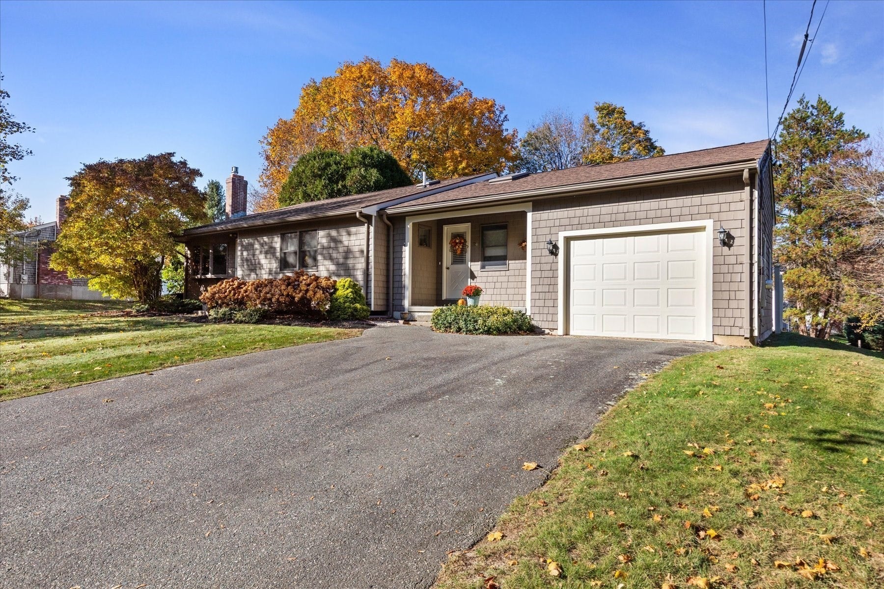 74 Country Way