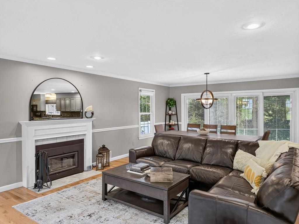 16 Wadsworth Rd, Ashland, MA Photo #4