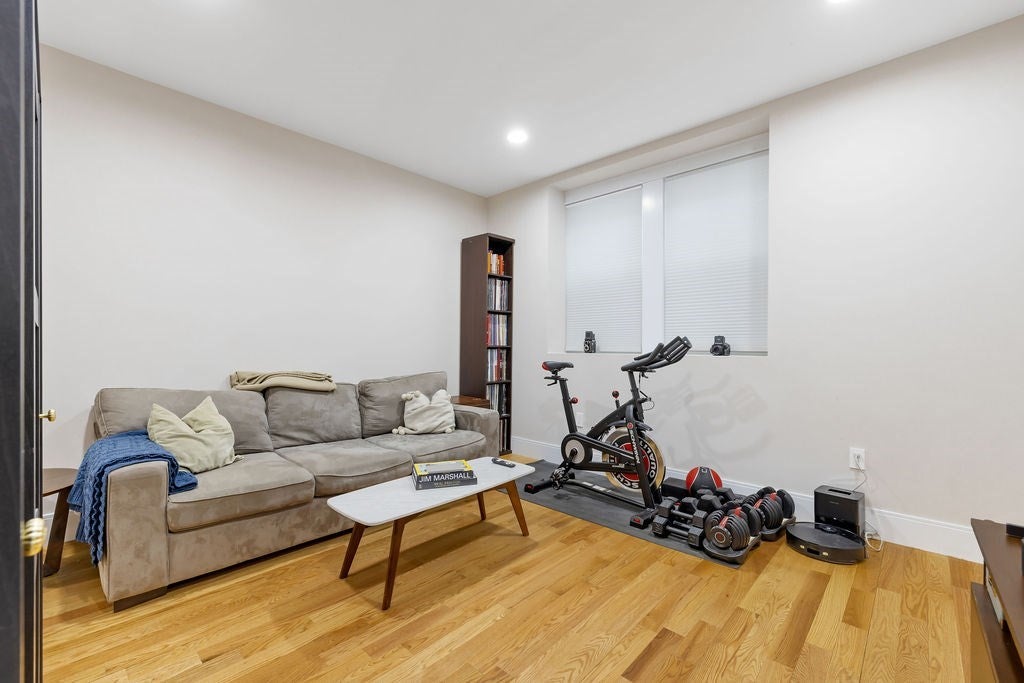 7 Whitman St #1, Somerville, MA Photo #8