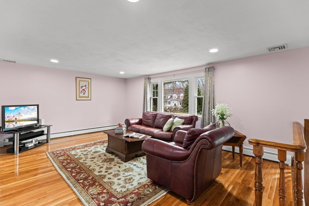 142 Holliston St