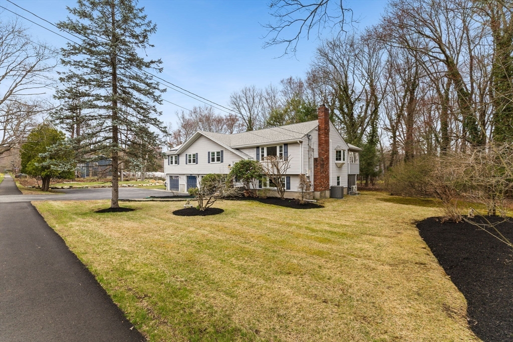 142 Holliston St