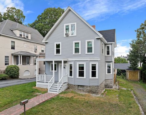 10 Trowbridge Rd Worcester MA 01609